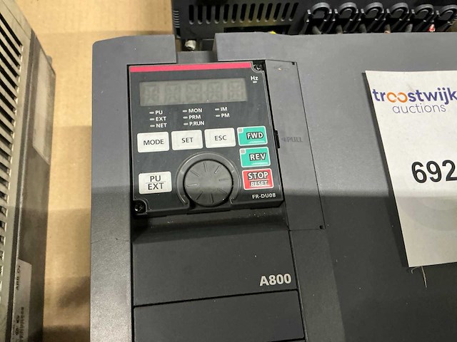 Mitsubishi electric a800-e frequentieregelaar - afbeelding 3 van  4