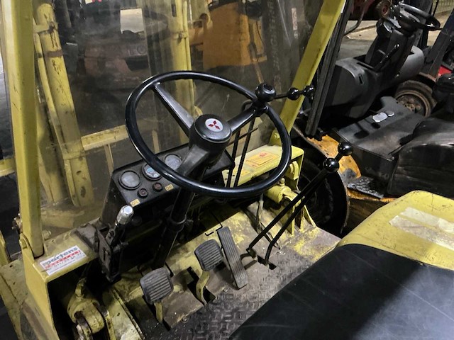 Mitsubishi fd20 vorkheftruck - afbeelding 2 van  11