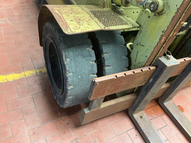Mitsubishi fg30 vorkheftruck - afbeelding 16 van  19