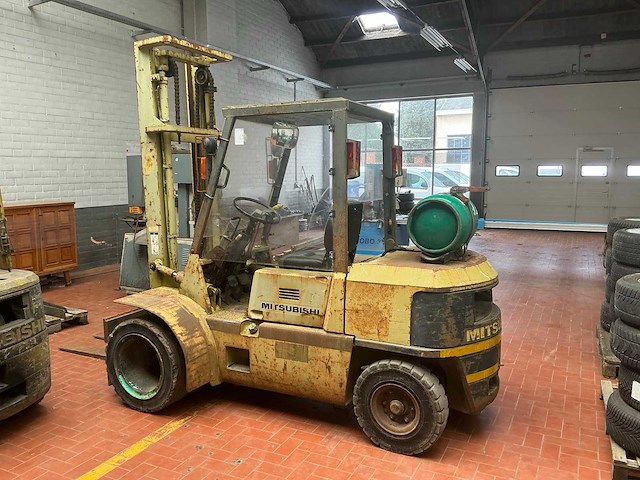 Mitsubishi fg30 vorkheftruck - afbeelding 18 van  19