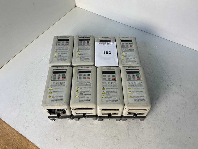 Mitsubishi fr-u120s-no. 2k-ec frequentieregelaar (8x) - afbeelding 1 van  5