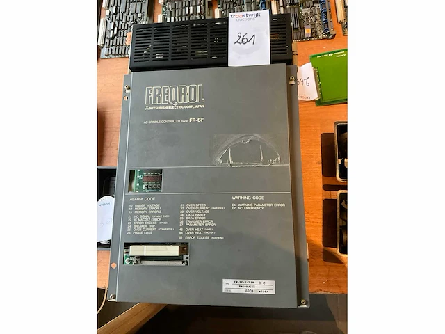 Mitsubishi freqrol fr-sf frequentieregelaar - afbeelding 2 van  5