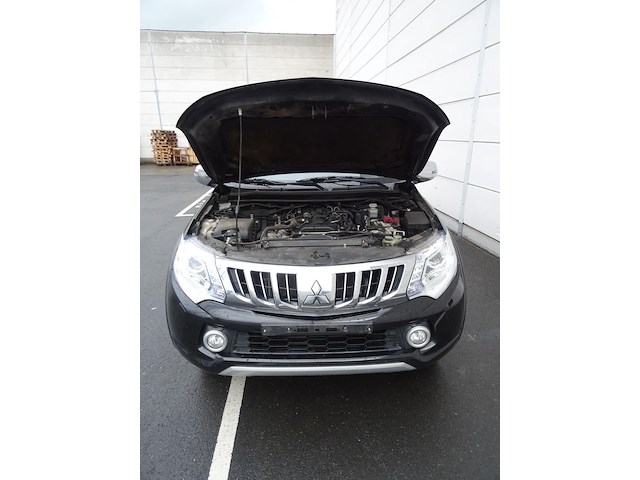 Mitsubishi l200 - afbeelding 7 van  26
