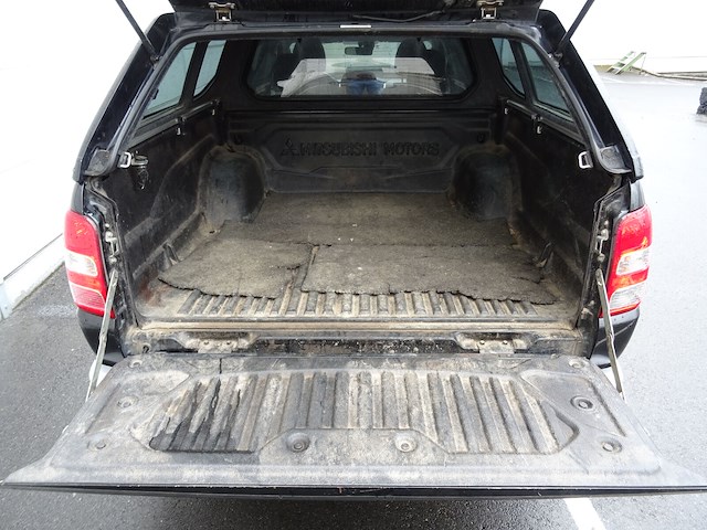 Mitsubishi l200 - afbeelding 10 van  26