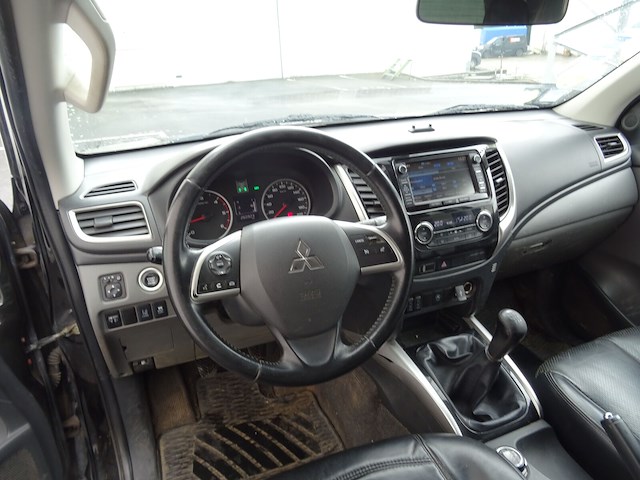 Mitsubishi l200 - afbeelding 23 van  26