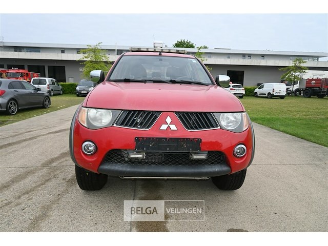 Mitsubishi lichte vrachtwagen - afbeelding 5 van  23