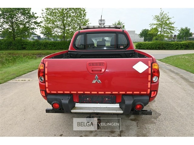 Mitsubishi lichte vrachtwagen - afbeelding 10 van  23