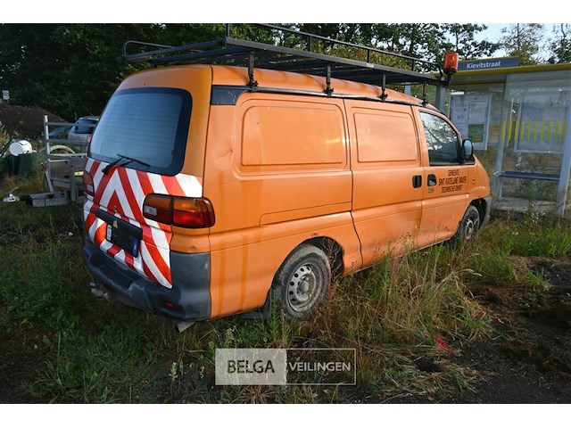 Mitsubishi lichte vrachtwagen - afbeelding 10 van  24