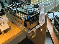 Mitsubishi mr-s1-100-e01 servo drive - afbeelding 1 van  6