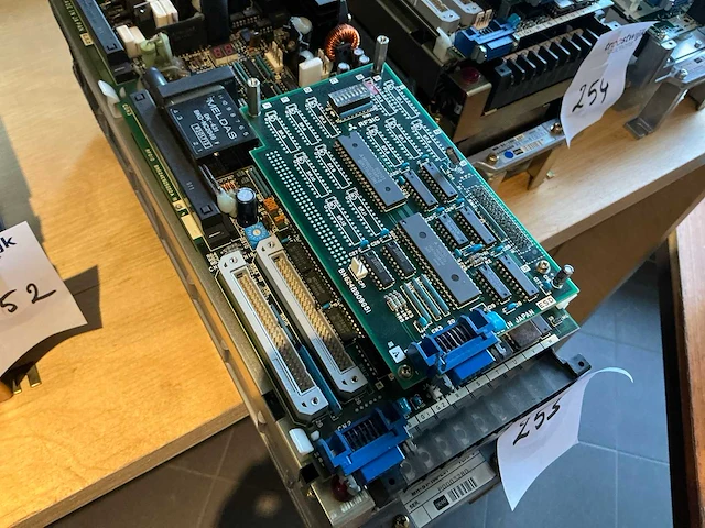 Mitsubishi mr-s1-100-e01 servo drive - afbeelding 5 van  6