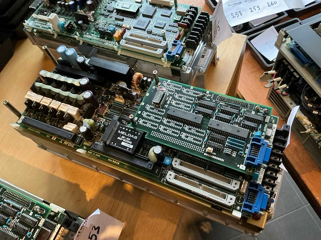 Mitsubishi mr-s1-100-e01 servo drive - afbeelding 2 van  6