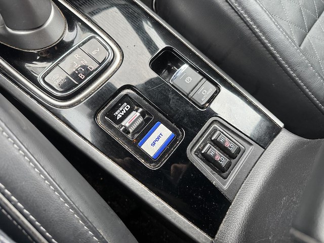 Mitsubishi outlander 2.4i 4wd s-edition sda-nav 135 at, 2020 - afbeelding 4 van  35