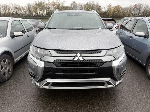 Mitsubishi outlander 2.4i 4wd s-edition sda-nav 135 at, 2020 - afbeelding 12 van  35