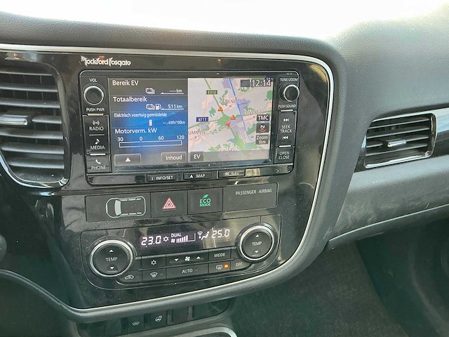 Mitsubishi outlander personenauto - afbeelding 8 van  32