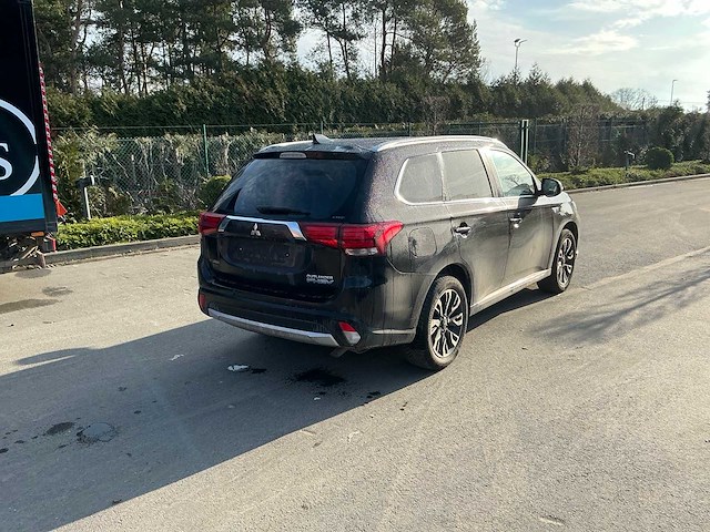 Mitsubishi outlander personenauto - afbeelding 29 van  32
