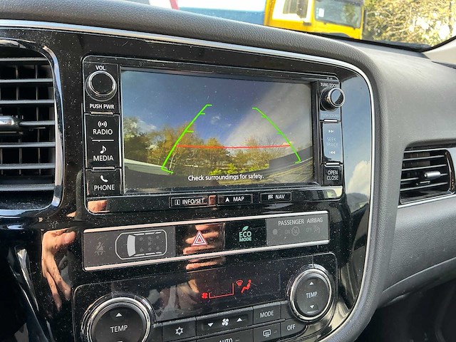 Mitsubishi outlander personenauto - afbeelding 18 van  33