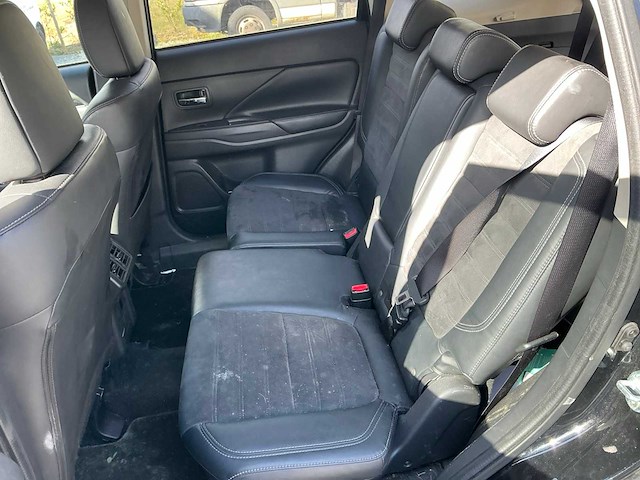Mitsubishi outlander personenauto - afbeelding 22 van  33
