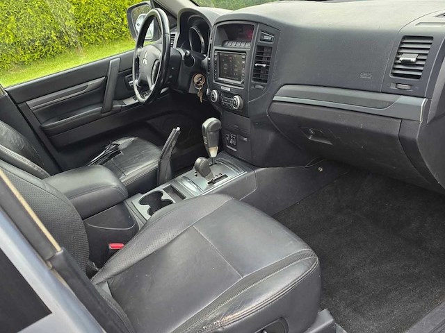 Mitsubishi pajero long car - afbeelding 2 van  22