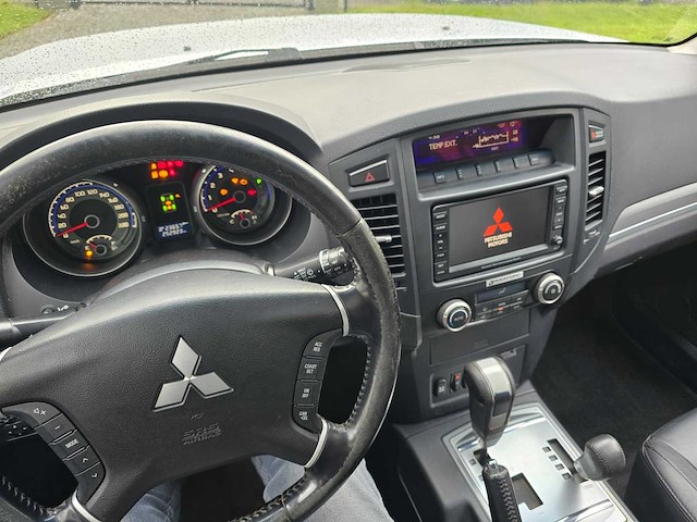 Mitsubishi pajero long car - afbeelding 2 van  22
