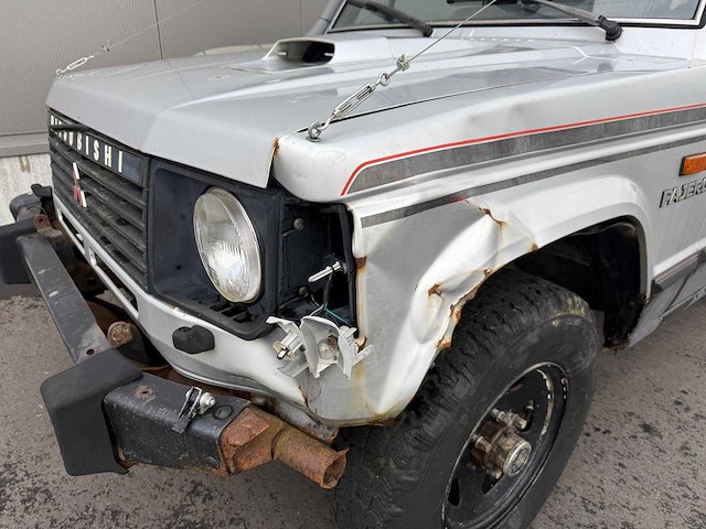 Mitsubishi pajero oldtimer - afbeelding 6 van  23