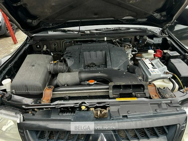 Mitsubishi pajero - afbeelding 8 van  14