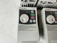 Mitsubishi s500 fr-s520se-0.2k-ec frequentieregelaar (6x) - afbeelding 3 van  6
