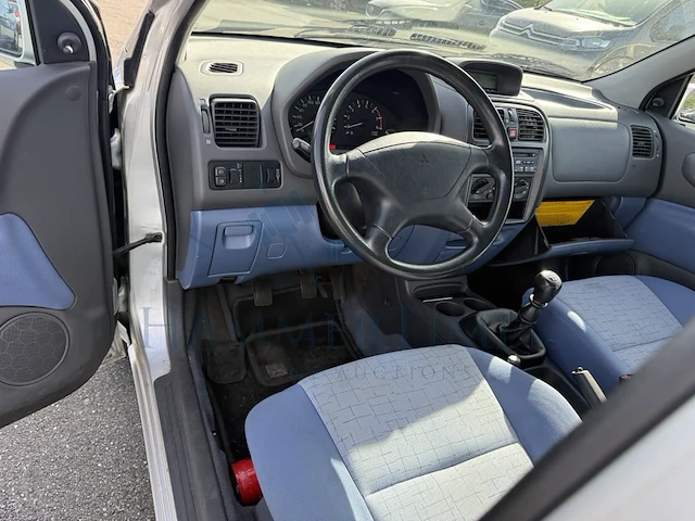 Mitsubishi space star 1 3i 16v avenue, 2005 - afbeelding 32 van  32