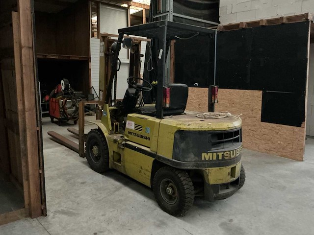 Mitsubitschi vorkheftruck - afbeelding 2 van  9