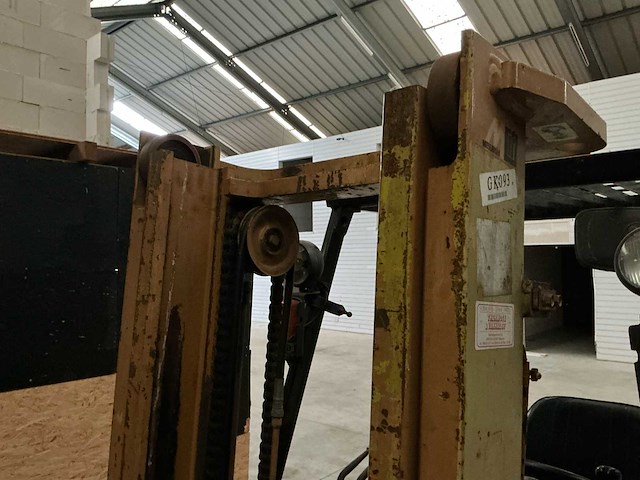 Mitsubitschi vorkheftruck - afbeelding 8 van  9