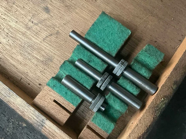 Mitutoyo 400-500 buitenschroefmaat - afbeelding 4 van  5