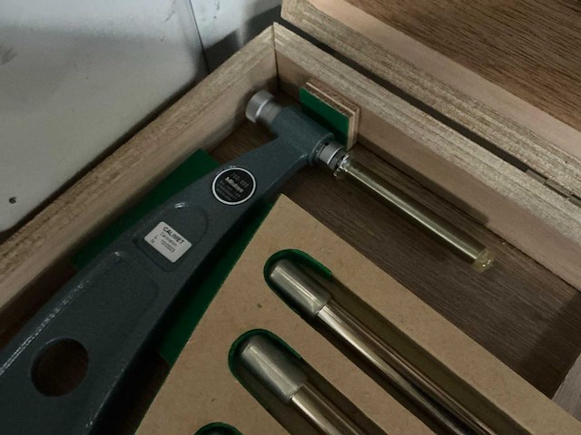 Mitutoyo buitenmaat micrometer - afbeelding 3 van  9