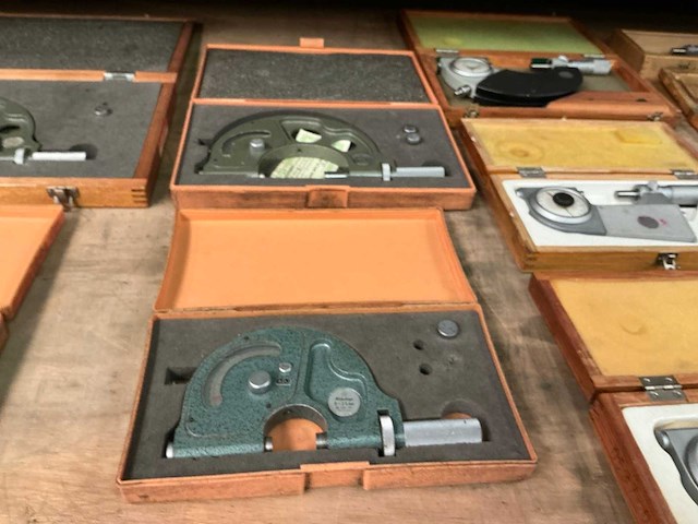 Mitutoyo en renishaw partij precisie micrometers - afbeelding 9 van  15