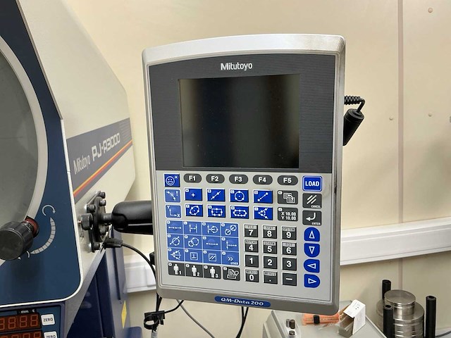 Mitutoyo pj-a3000 profiel projector - afbeelding 5 van  6