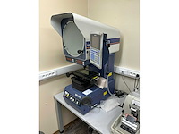Mitutoyo pj-a3000 profiel projector - afbeelding 6 van  6