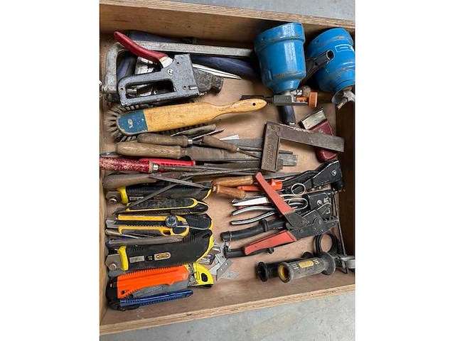 Mix handgereedschappen - tool box - afbeelding 1 van  1