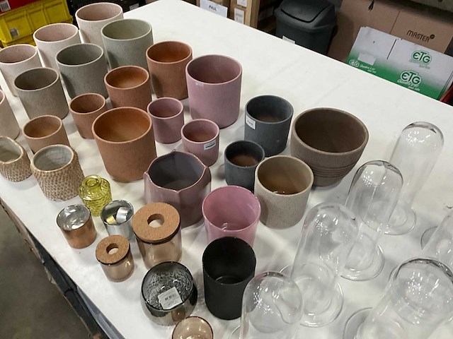 Mix kavel bloempotten en kaarsenhouders - afbeelding 3 van  11