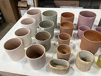 Mix kavel bloempotten en kaarsenhouders - afbeelding 4 van  11