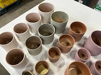 Mix kavel bloempotten en kaarsenhouders - afbeelding 8 van  11