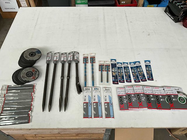 Mix kavel bosch gereedschap accessoires - afbeelding 1 van  12