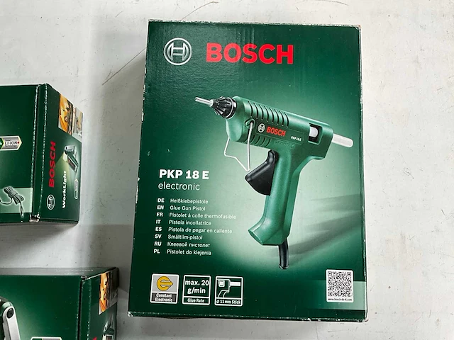 Mix kavel bosch werklampen en lijmpistool - afbeelding 1 van  7