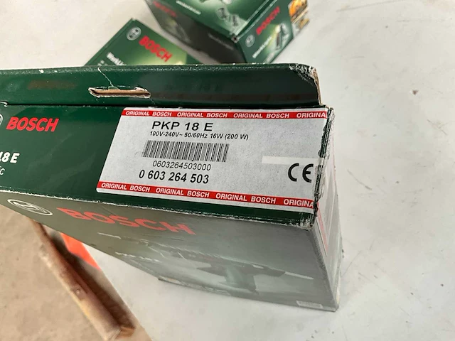 Mix kavel bosch werklampen en lijmpistool - afbeelding 4 van  7