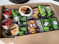Mix kavel diverse audio accessoires - afbeelding 1 van  5
