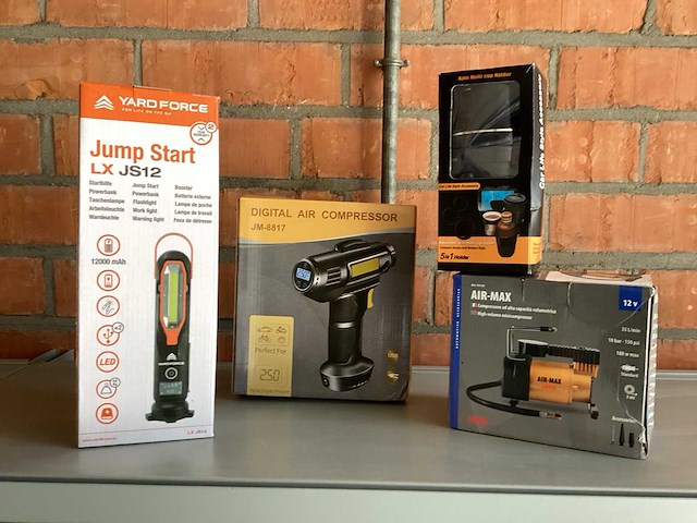 Mix kavel diverse automotive accessoires (4x) - afbeelding 1 van  5