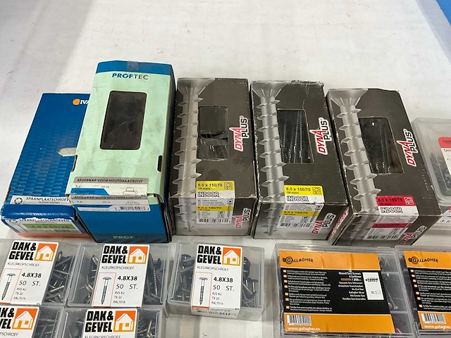 Mix kavel diverse bevestigingsmaterialen - afbeelding 8 van  15