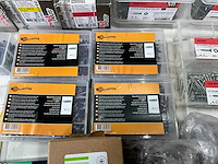 Mix kavel diverse bevestigingsmaterialen - afbeelding 12 van  15