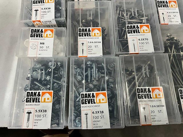 Mix kavel diverse dak en gevel bevestigingsmaterialen - afbeelding 7 van  9