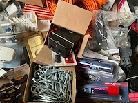 Mix kavel diverse doe-het-zelf artikelen en retouren webwinkel - afbeelding 7 van  10