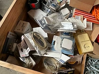 Mix kavel diverse doe-het-zelf artikelen en retouren webwinkel - afbeelding 1 van  10