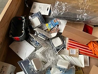 Mix kavel diverse doe-het-zelf artikelen en retouren webwinkel - afbeelding 2 van  10