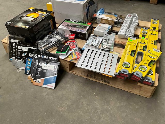 Mix kavel diverse doe-het-zelf artikelen - afbeelding 12 van  12